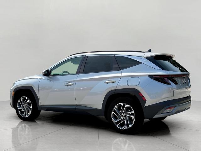 2025 Hyundai TUCSON Hybrid Vehicle Photo in Green Bay, WI 54304