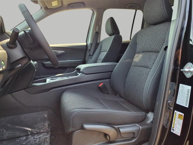 2025 Honda Ridgeline Vehicle Photo in Oshkosh, WI 54904