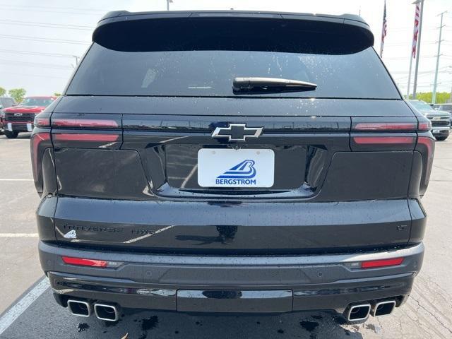 2024 Chevrolet Traverse Vehicle Photo in GREEN BAY, WI 54304-5303