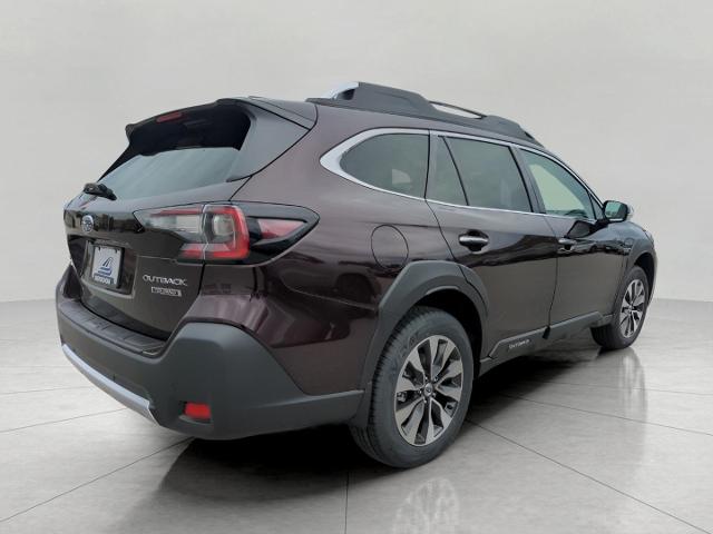 2025 Subaru Outback Vehicle Photo in Green Bay, WI 54304