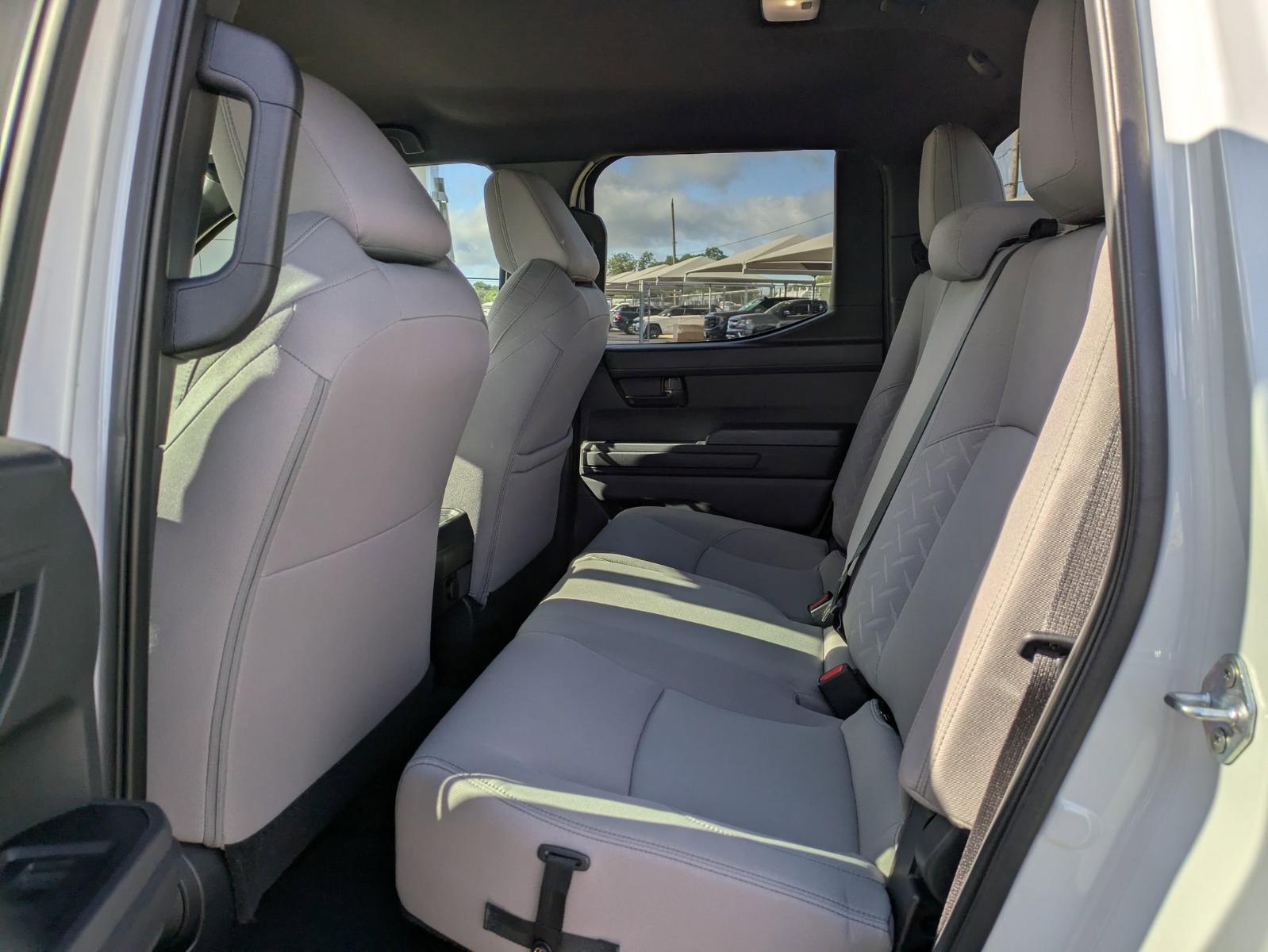 2024 Toyota Tacoma 2WD Vehicle Photo in SELMA, TX 78154-1460