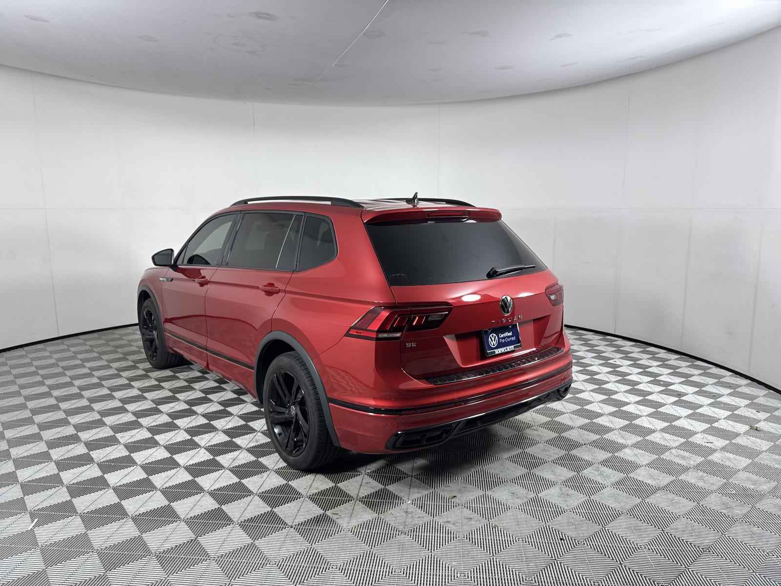 2024 Volkswagen Tiguan Vehicle Photo in Georgetown, TX 78626
