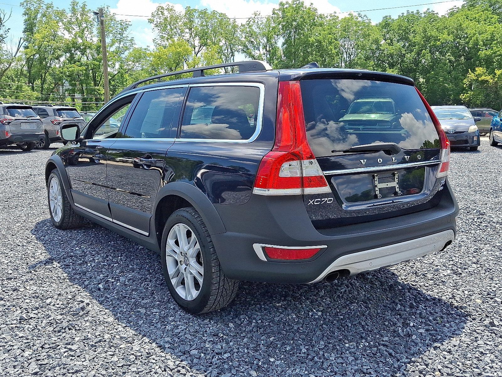 2016 Volvo XC70 Vehicle Photo in Harrisburg, PA 17111