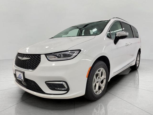 2023 Chrysler Pacifica Vehicle Photo in NEENAH, WI 54956-2243