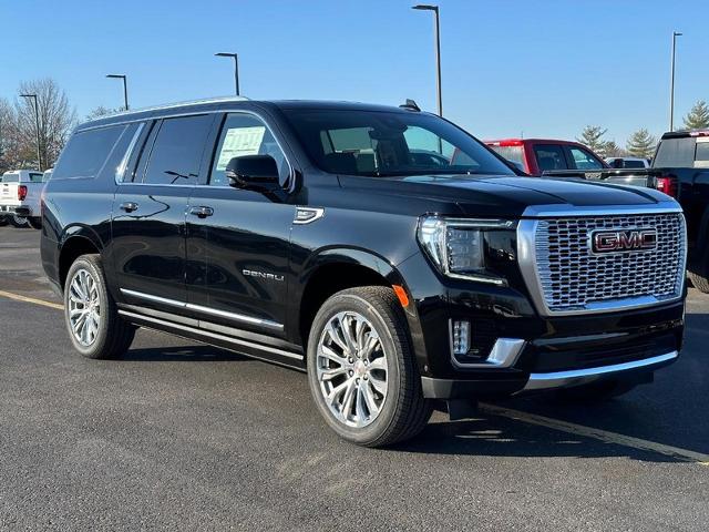 2024 GMC Yukon XL Vehicle Photo in COLUMBIA, MO 65203-3903