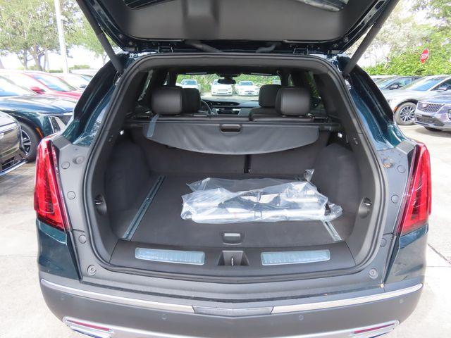 2025 Cadillac XT5 Vehicle Photo in DELRAY BEACH, FL 33483-3294