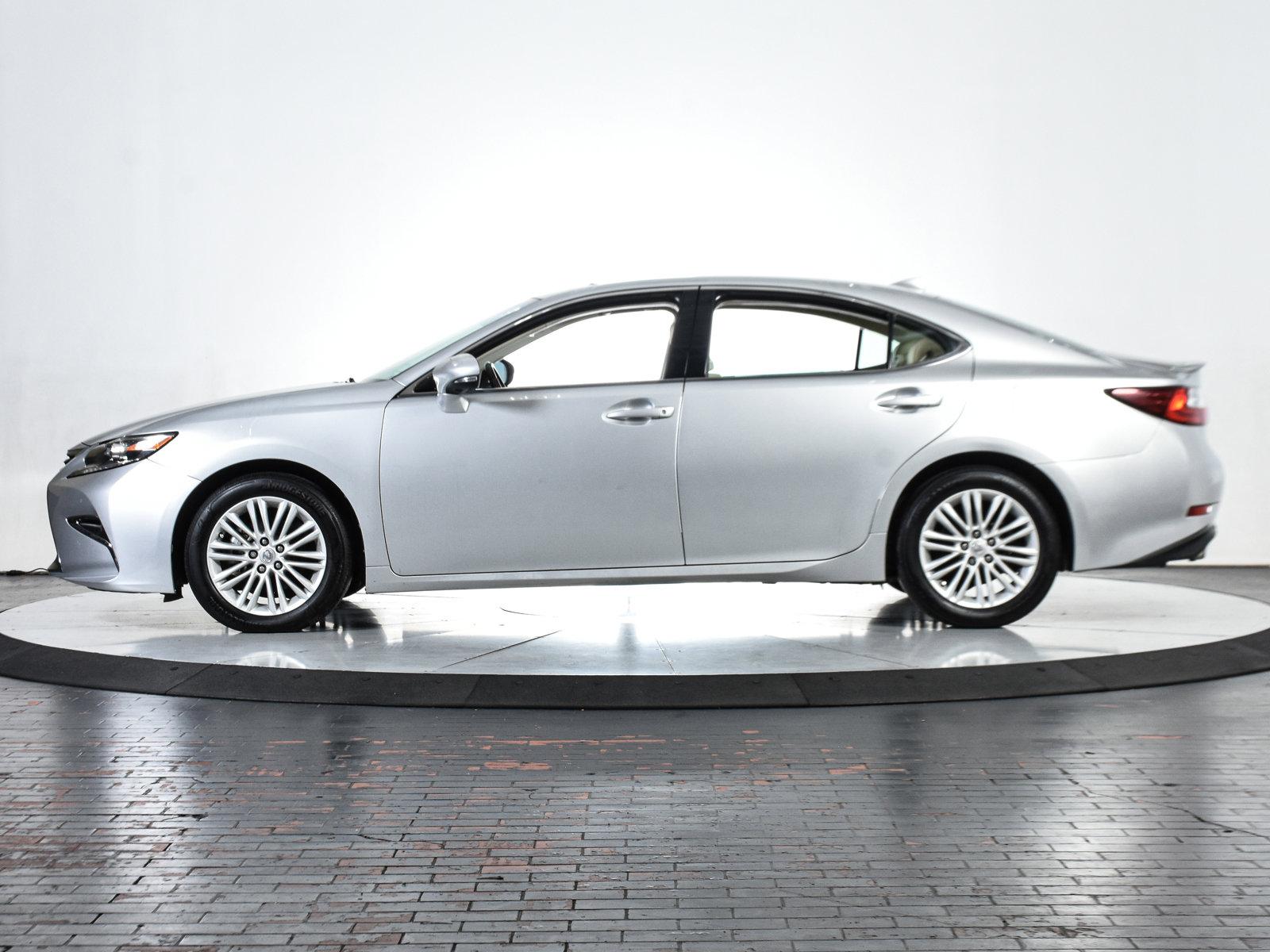 2016 Lexus ES 350 Vehicle Photo in DALLAS, TX 75235