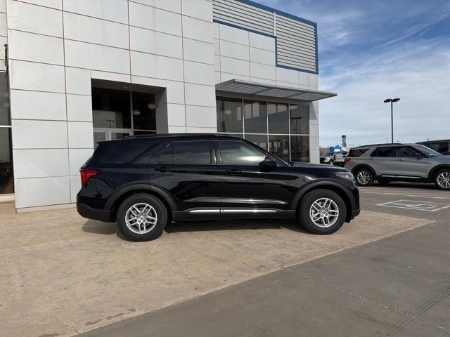 2025 Ford Explorer Vehicle Photo in Winslow, AZ 86047-2439