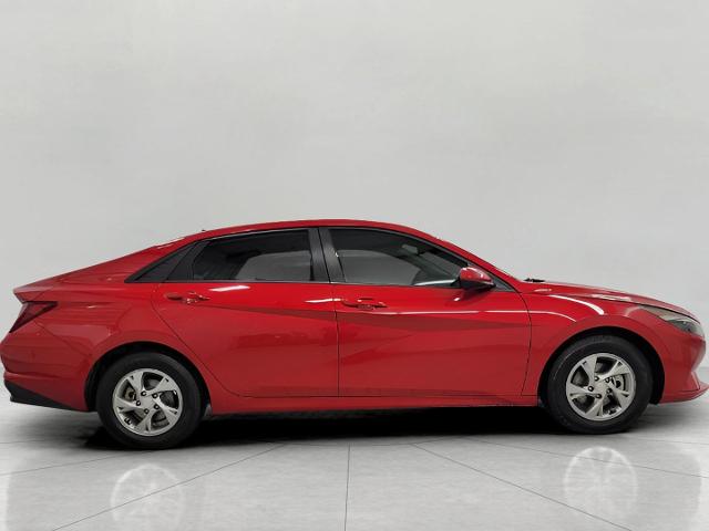 2021 Hyundai ELANTRA Vehicle Photo in Oshkosh, WI 54904