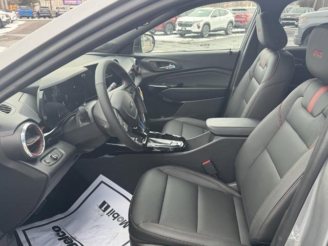 2025 Chevrolet Trax Vehicle Photo in GARDNER, MA 01440-3110