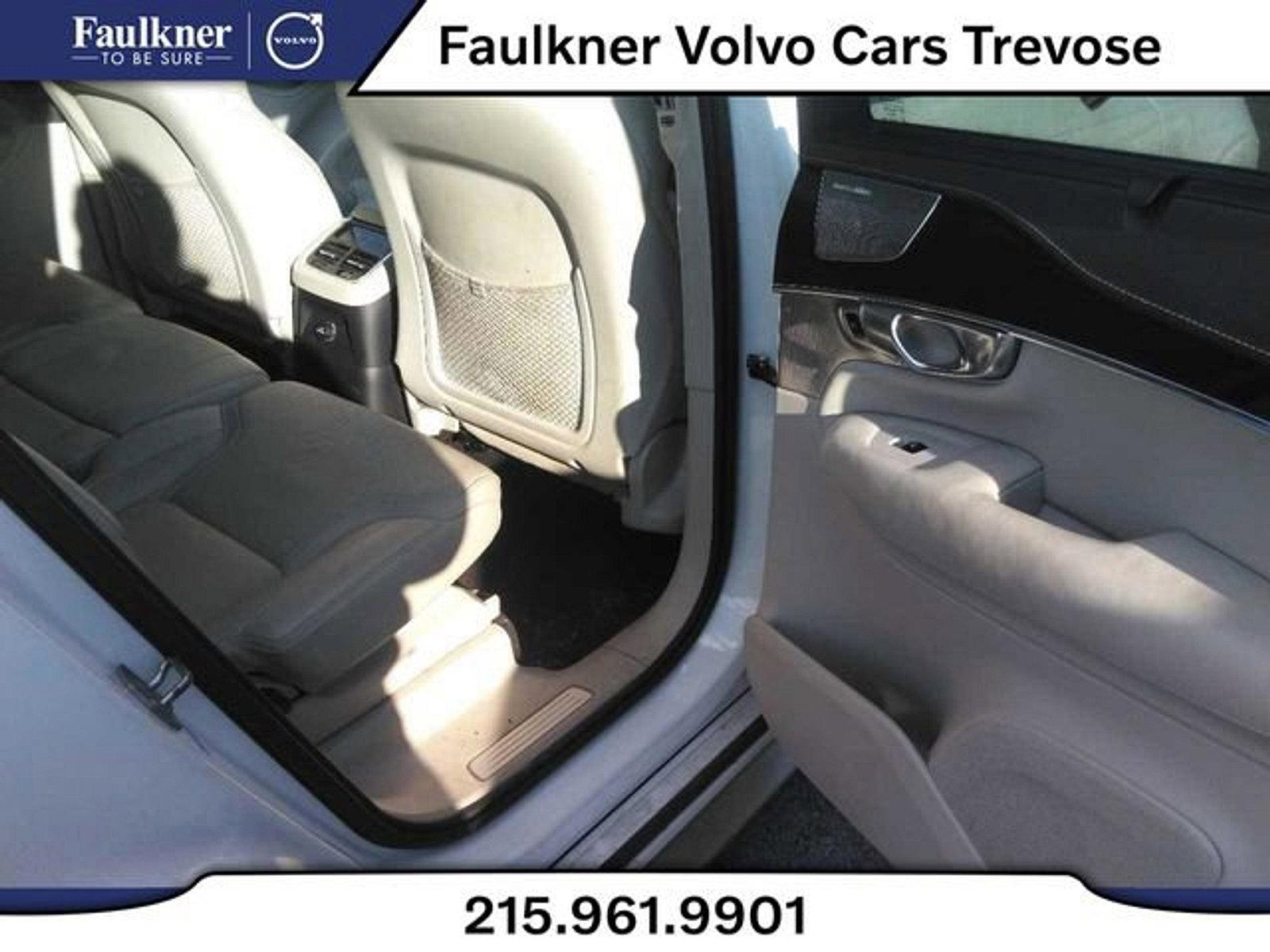 2017 Volvo XC90 Vehicle Photo in Trevose, PA 19053