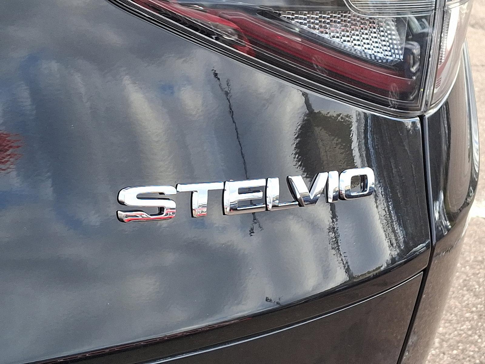 2025 Alfa Romeo Stelvio Vehicle Photo in Willow Grove, PA 19090