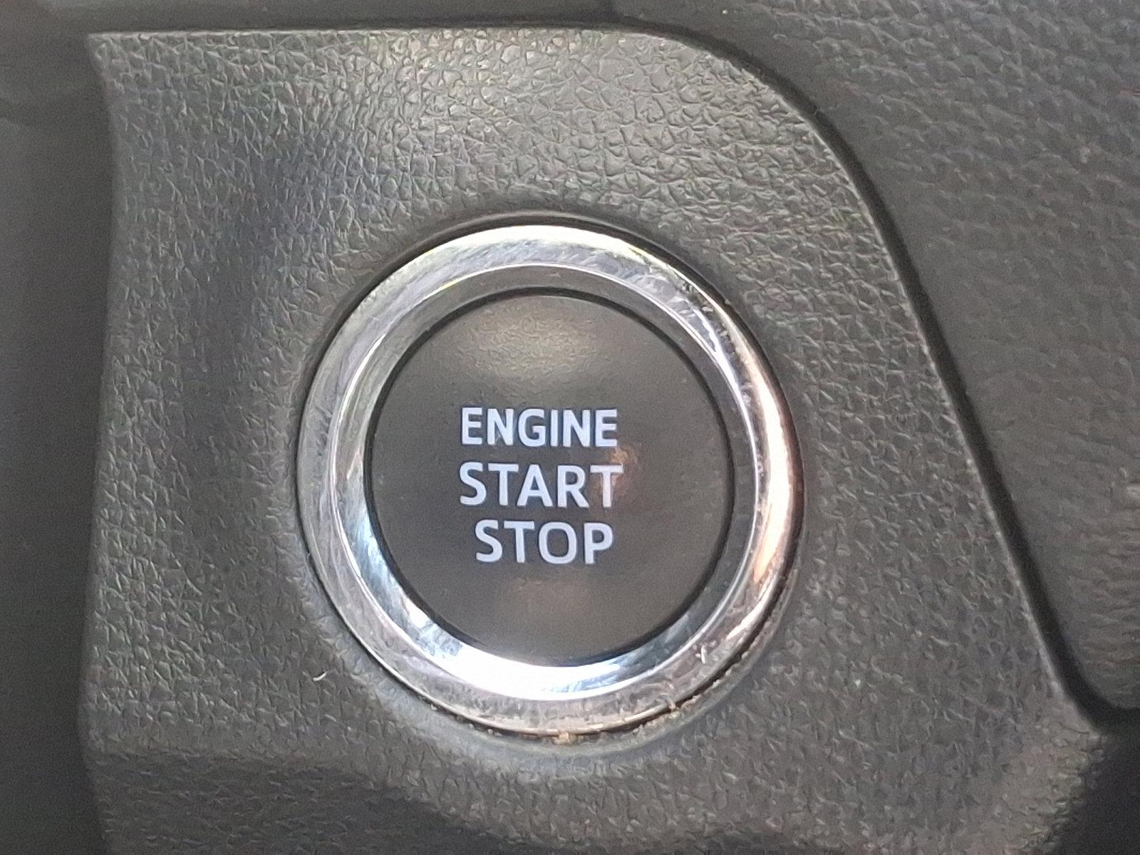 2019 Toyota RAV4 Vehicle Photo in Trevose, PA 19053