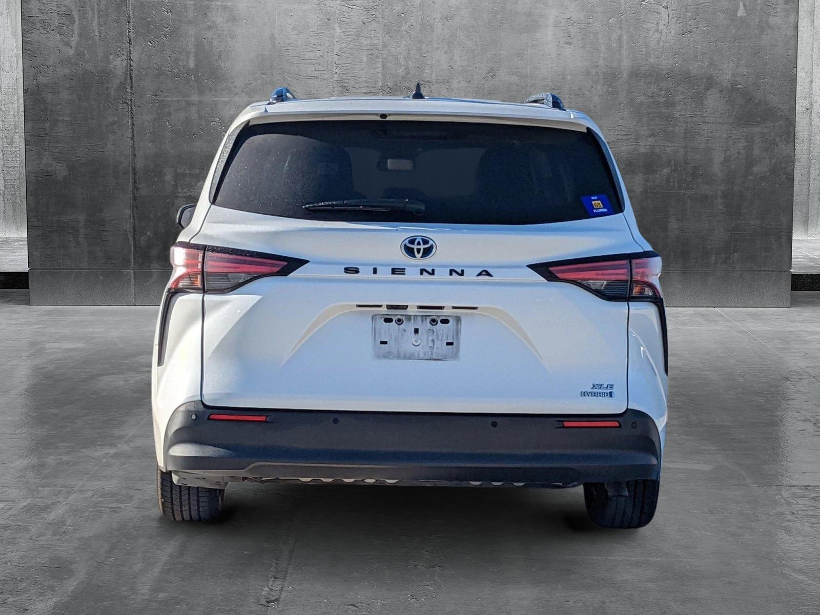 2021 Toyota Sienna Vehicle Photo in Davie, FL 33331