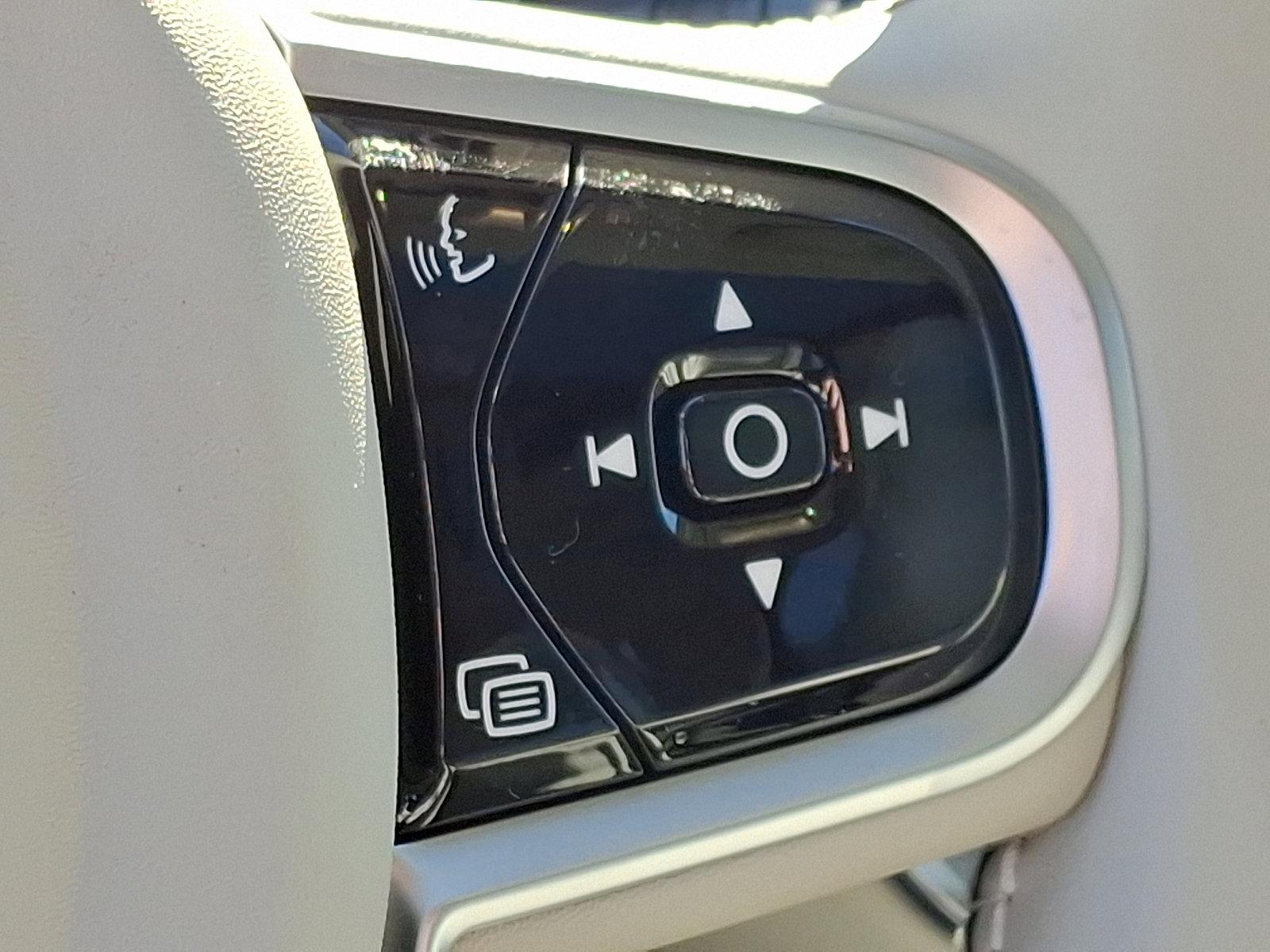 2025 Volvo XC60 Plug-In Hybrid Vehicle Photo in Trevose, PA 19053