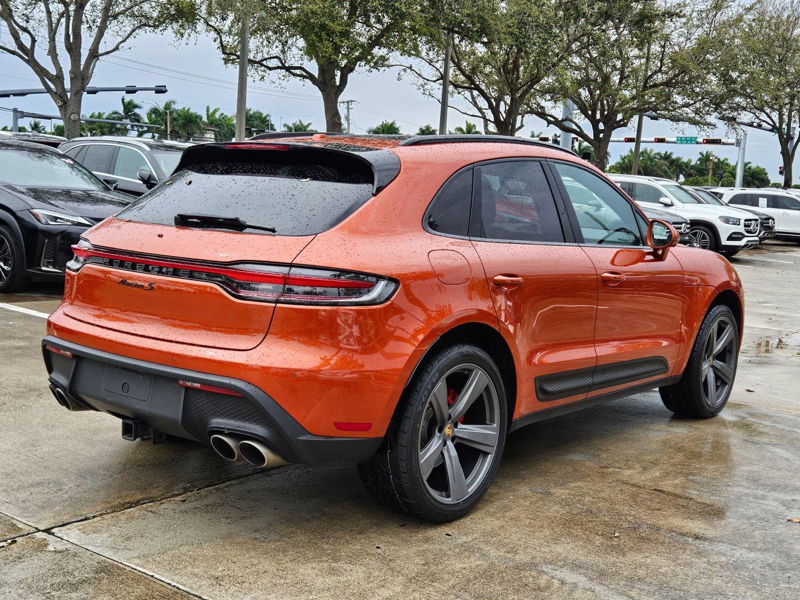 2022 Porsche Macan Vehicle Photo in Pembroke Pines , FL 33027