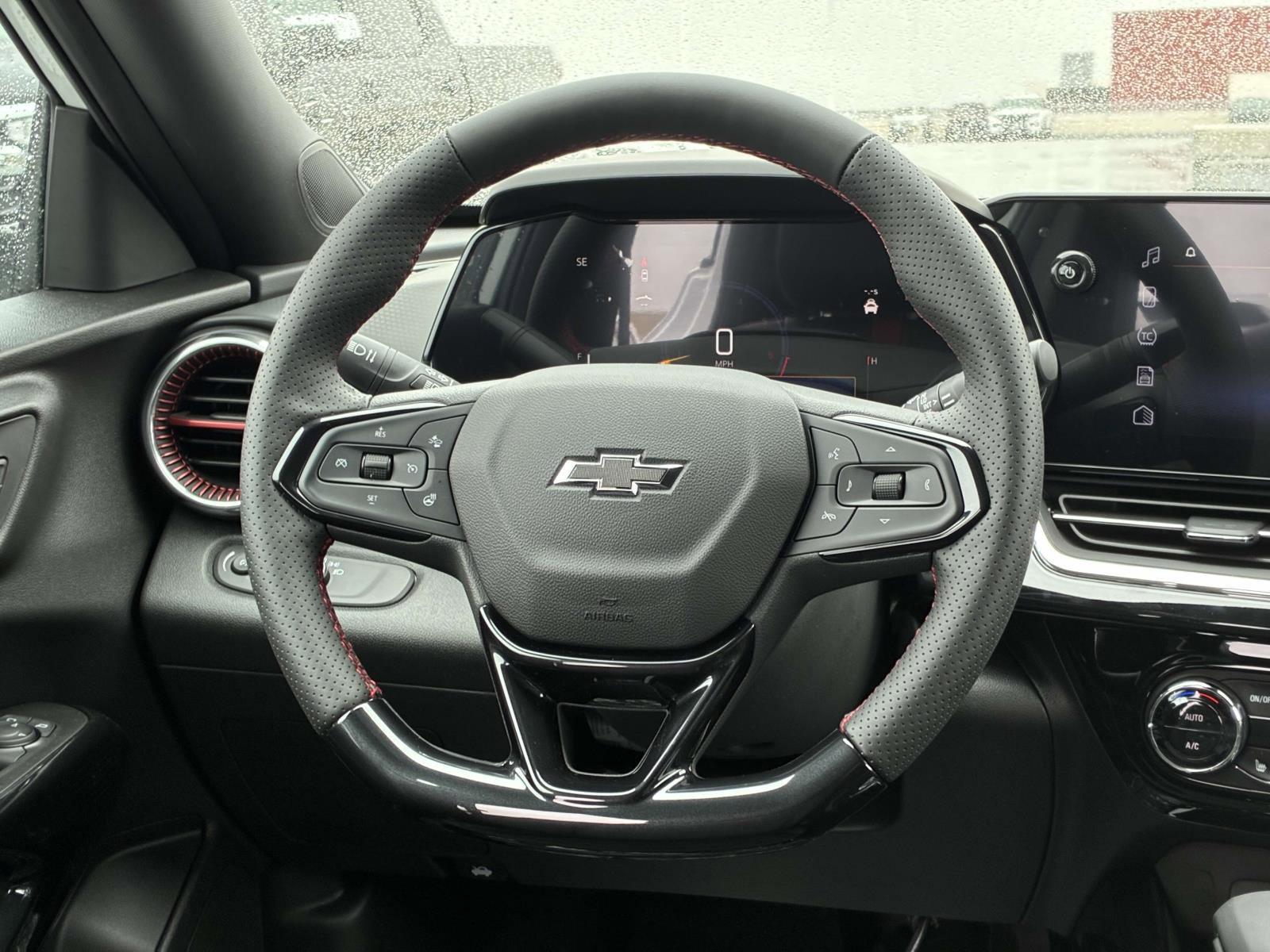 2025 Chevrolet Trax Vehicle Photo in LOS ANGELES, CA 90007-3794