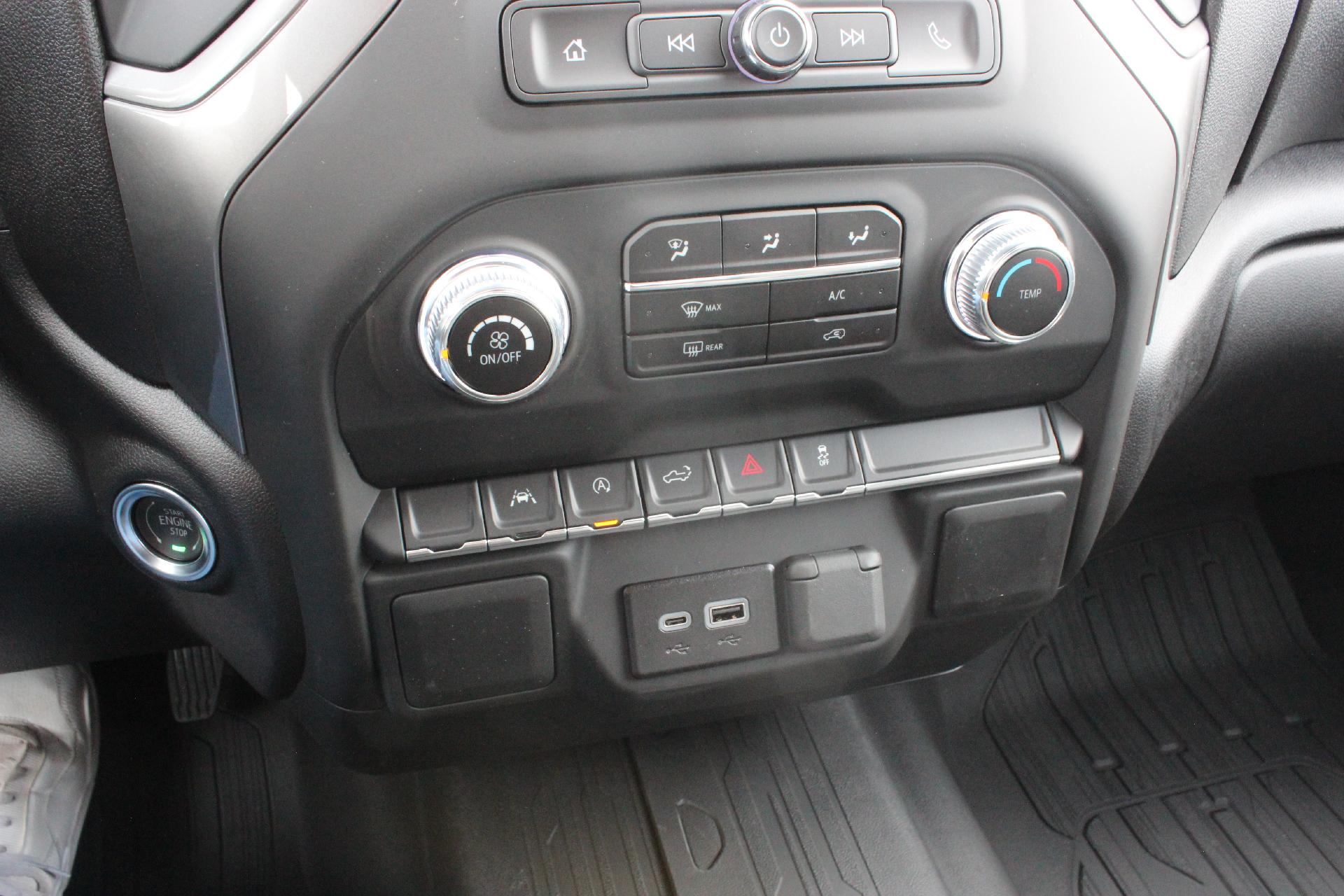 2025 GMC Sierra 1500 Vehicle Photo in AURORA, CO 80012-4011