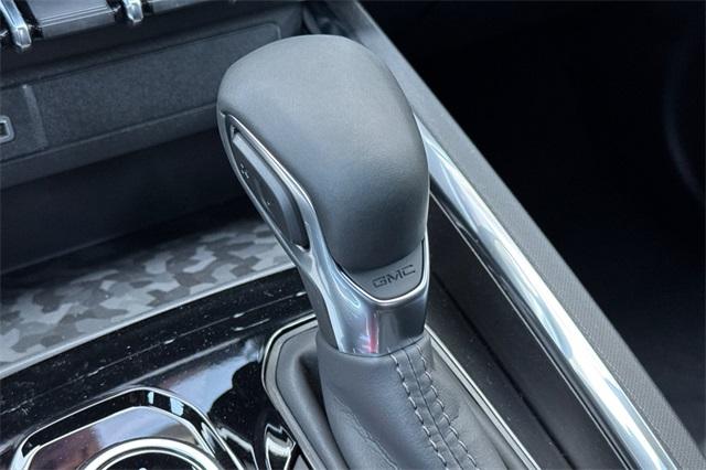 2025 GMC Canyon Vehicle Photo in ELK GROVE, CA 95757-8703