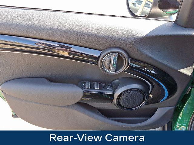 2024 MINI Hardtop 4 Door Vehicle Photo in DANBURY, CT 06810-5034