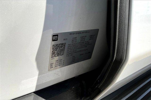 2023 Chevrolet Suburban Vehicle Photo in TOPEKA, KS 66609-0000