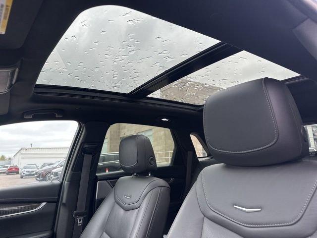2021 Cadillac XT5 Vehicle Photo in MEDINA, OH 44256-9631