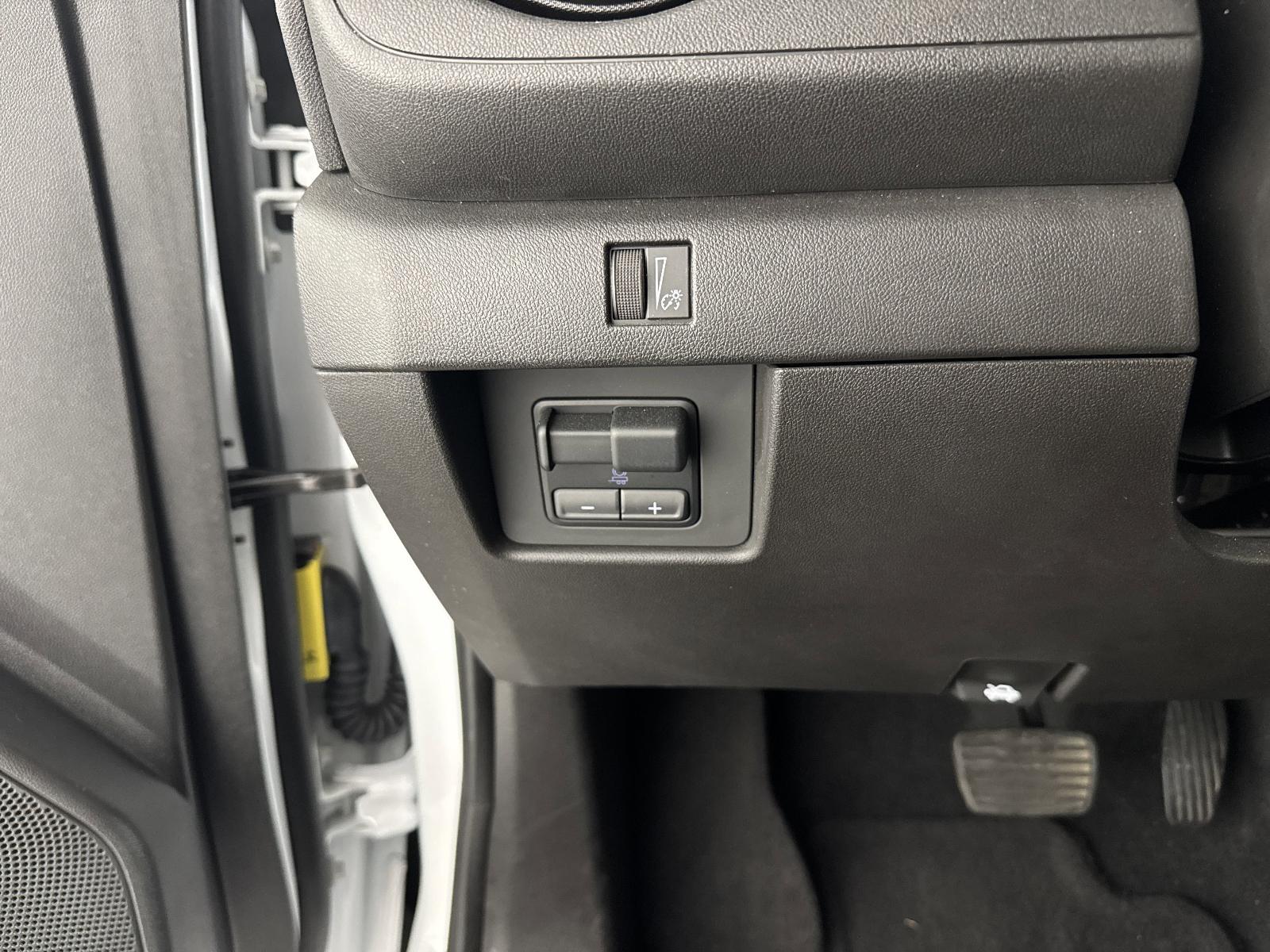 2024 Chevrolet Colorado Vehicle Photo in GEORGETOWN, TX 78626-7508