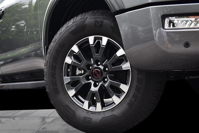 2024 Nissan Titan Vehicle Photo in Ballwin, MO 63011