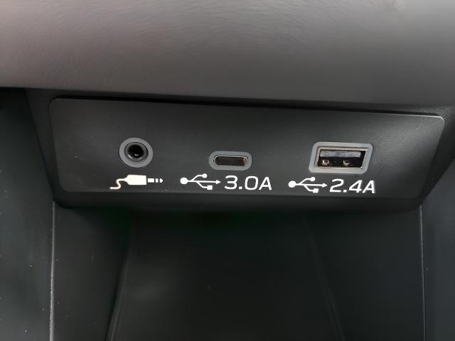 2025 Subaru Outback Vehicle Photo in Green Bay, WI 54304