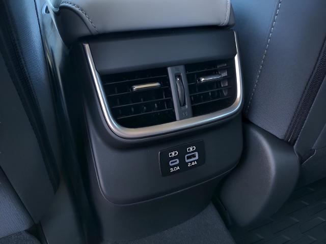 2025 Subaru Outback Vehicle Photo in Green Bay, WI 54304