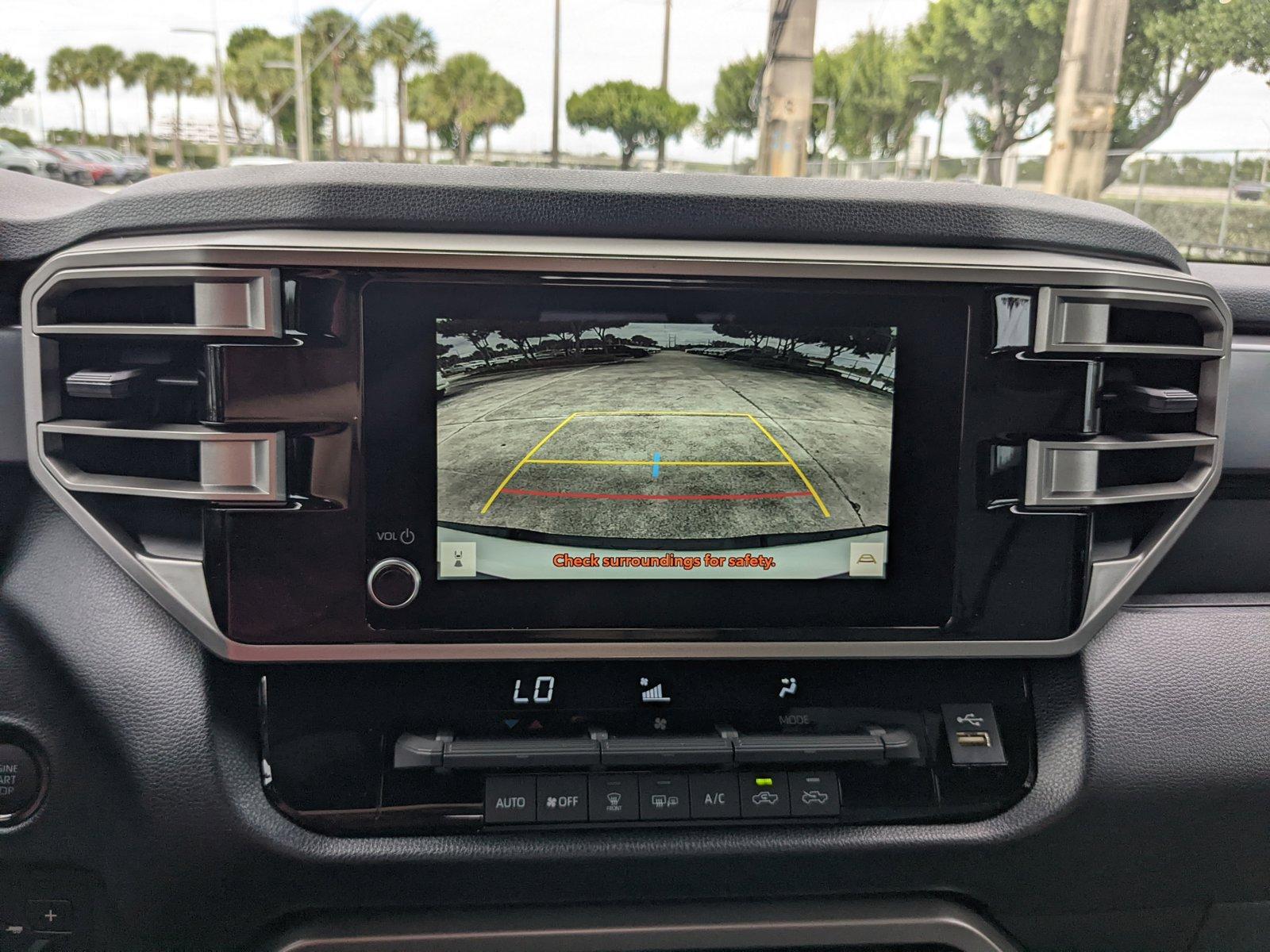 2025 Toyota Tundra 4WD Vehicle Photo in Davie, FL 33331
