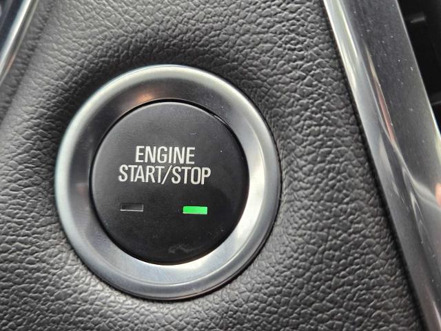 2022 Chevrolet Traverse Vehicle Photo in DENTON, TX 76210-9321