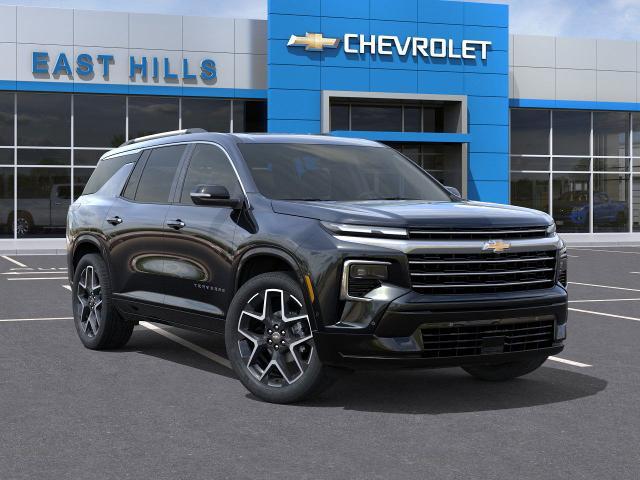 2025 Chevrolet Traverse Vehicle Photo in Roslyn, NY 11576