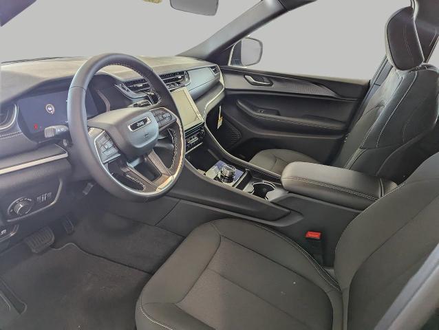 2025 Jeep Grand Cherokee L Vehicle Photo in Oshkosh, WI 54901