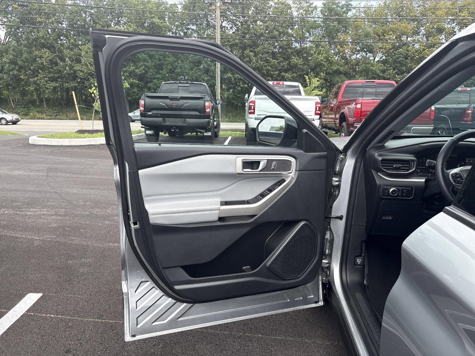 2023 Ford Explorer Vehicle Photo in Mechanicsburg, PA 17050-1707