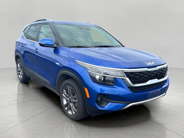 2023 Kia Seltos Vehicle Photo in Neenah, WI 54956