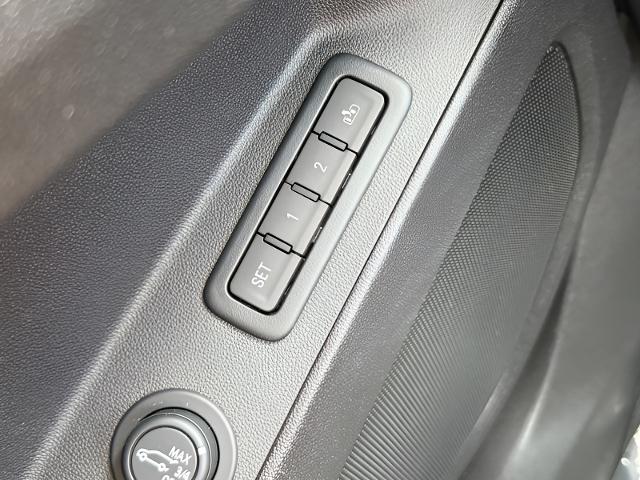 2023 Chevrolet Equinox Vehicle Photo in MIDDLETON, WI 53562-1492
