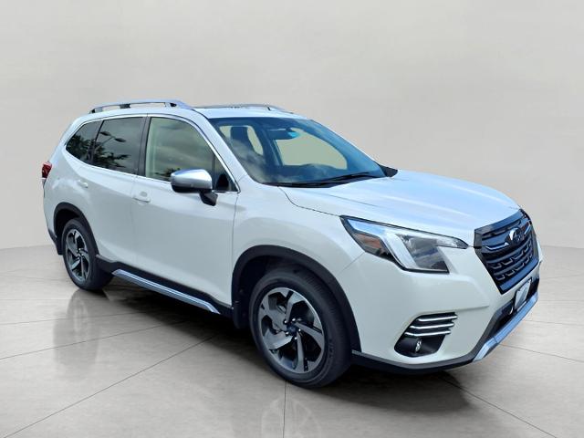 2022 Subaru Forester Vehicle Photo in Neenah, WI 54956