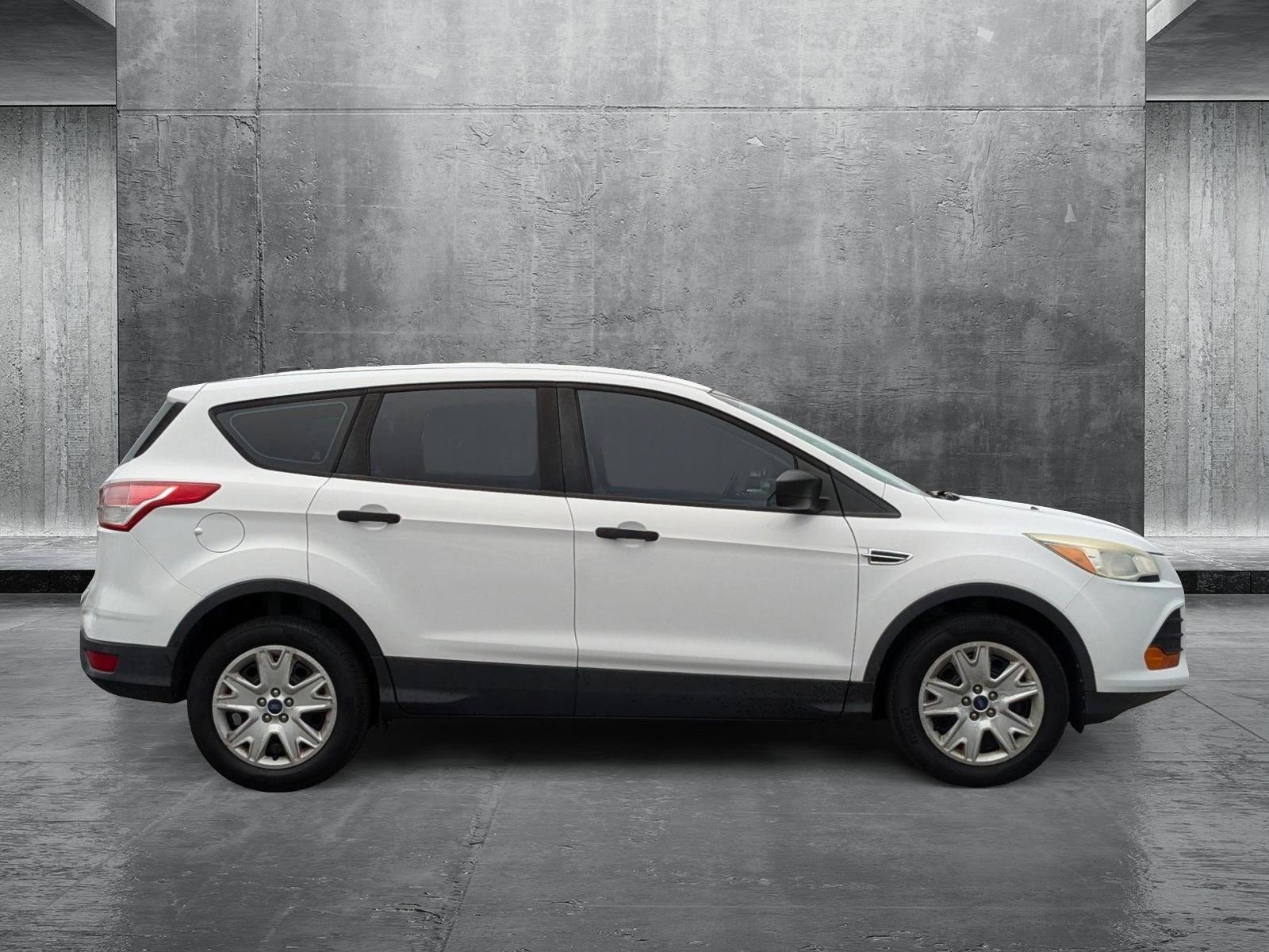 2016 Ford Escape Vehicle Photo in St. Petersburg, FL 33713