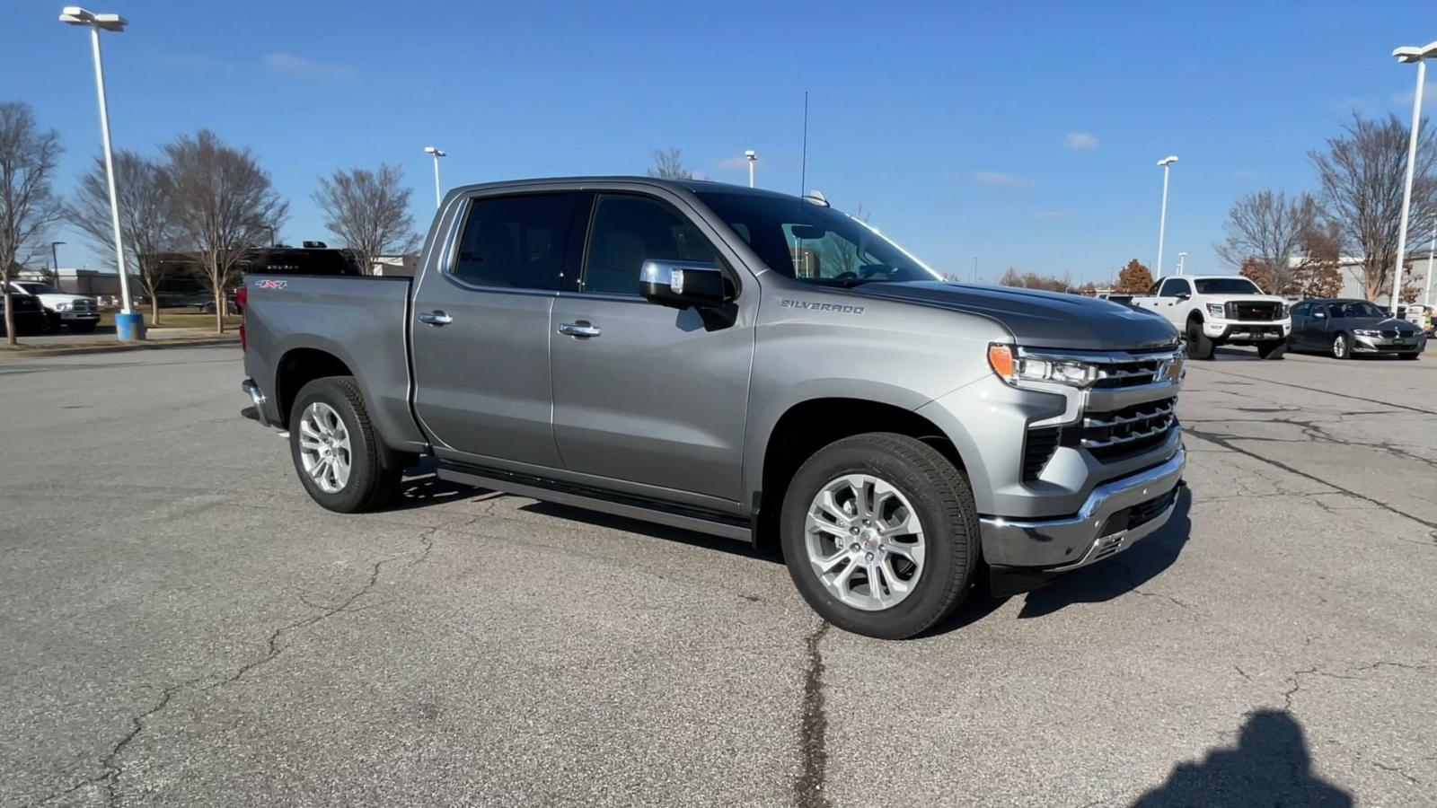 2025 Chevrolet Silverado 1500 Vehicle Photo in BENTONVILLE, AR 72712-4322