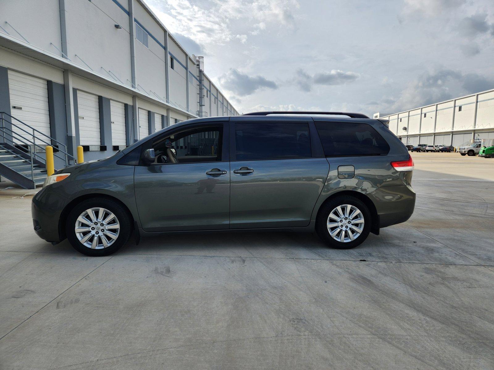 2014 Toyota Sienna Vehicle Photo in Winter Park, FL 32792