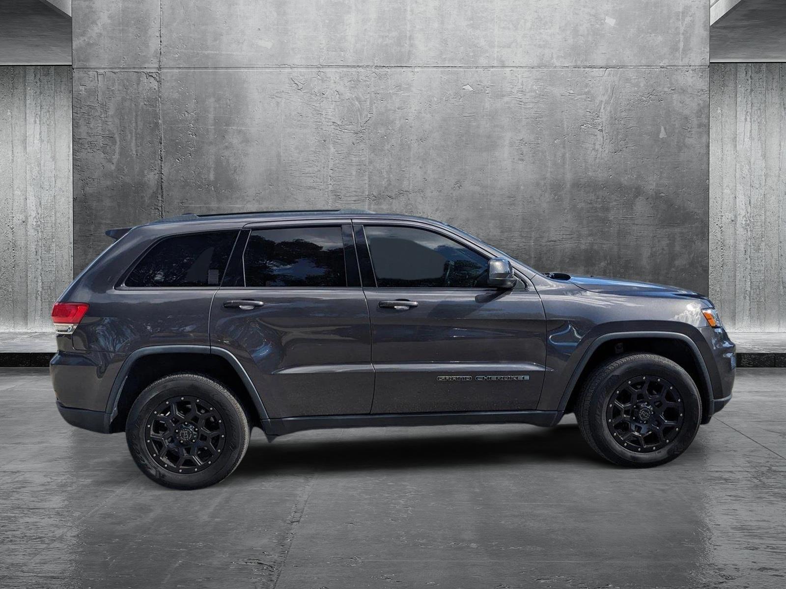 2017 Jeep Grand Cherokee Vehicle Photo in GREENACRES, FL 33463-3207