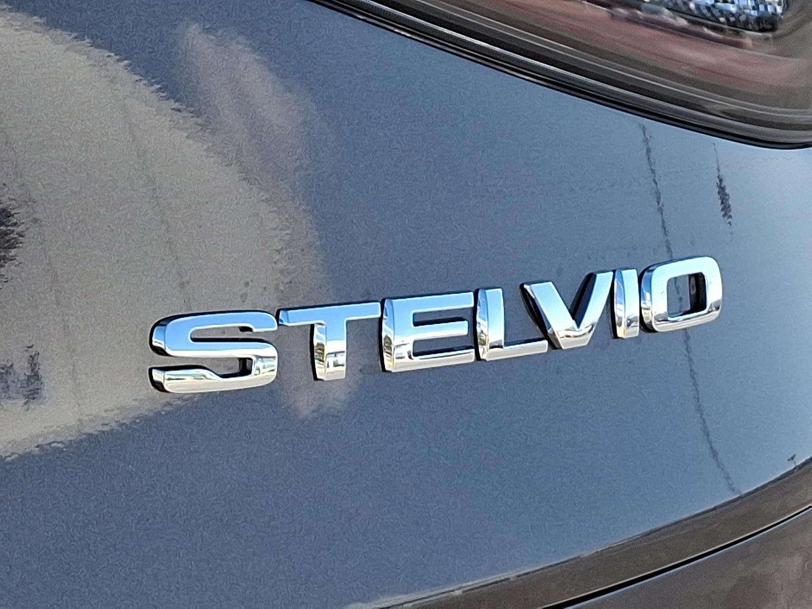 2025 Alfa Romeo Stelvio Vehicle Photo in Mechanicsburg, PA 17050