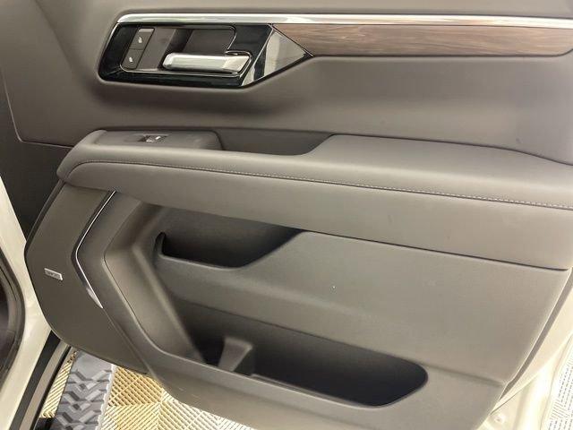2025 Chevrolet Tahoe Vehicle Photo in PHOENIX, AZ 85014-3381