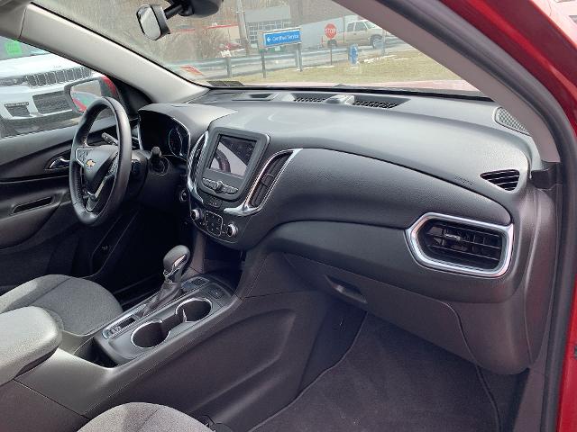 2022 Chevrolet Equinox Vehicle Photo in MOON TOWNSHIP, PA 15108-2571