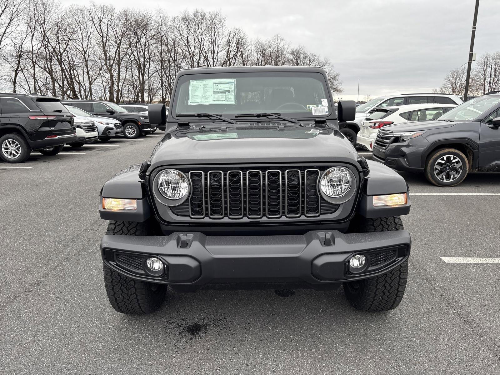 2025 Jeep Gladiator Vehicle Photo in Mechanicsburg, PA 17050-1707