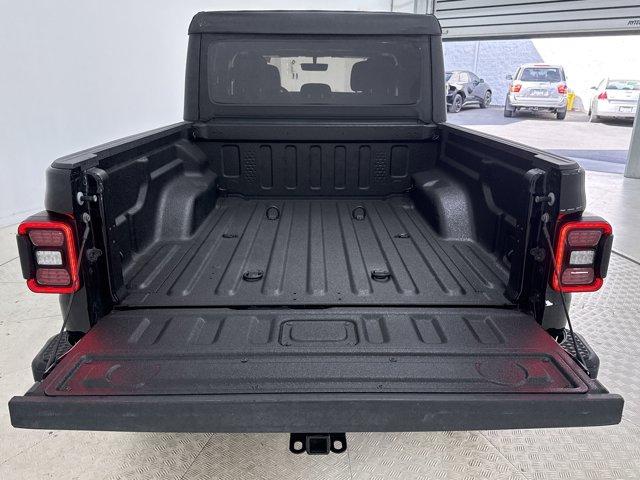 2022 Jeep Gladiator Vehicle Photo in Charlotte, NC 28273