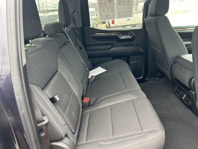2024 GMC Sierra 1500 Vehicle Photo in MEDINA, OH 44256-9631