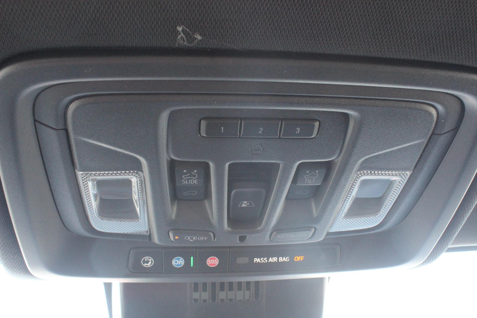 2025 GMC Sierra 2500 HD Vehicle Photo in AURORA, CO 80012-4011