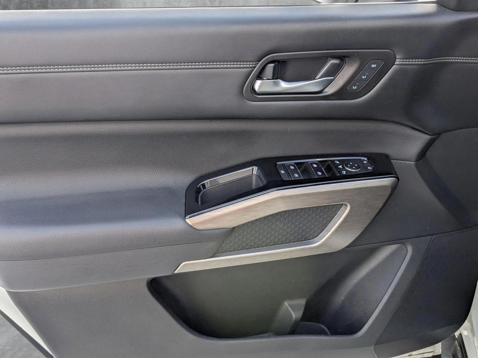 2023 Nissan Pathfinder Vehicle Photo in Pembroke Pines , FL 33084